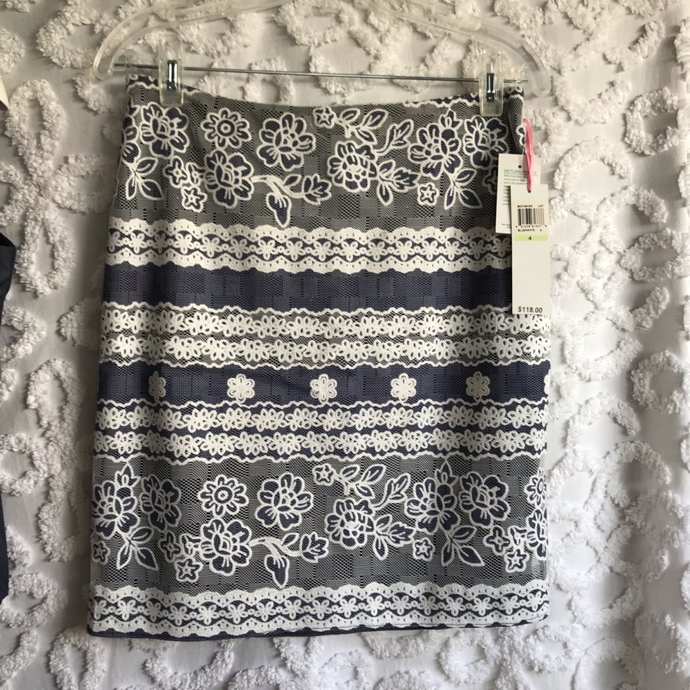 NEW Kelly & Diane Woman's Size 4 Sleeveless Top & Skirt set Navy and White Lace - Picture 7 of 8